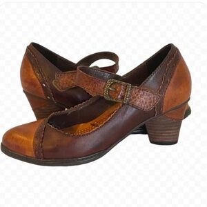 L’Artiste Spring Step 2 Tone Pump